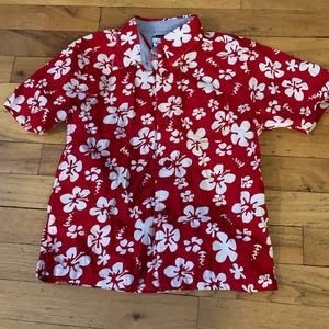Red and white Hawaiian print shirt 6T
